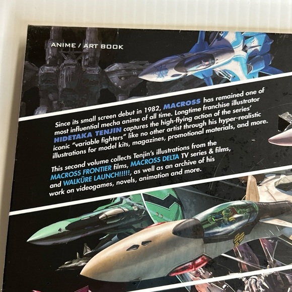 Hidetaka Tenjin’s Artistry of Macross Frontier Delta Archives Anime Artbook New - Picture 5 of 5